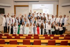 NY-White-Coat-2022-350